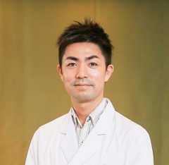 山根 真